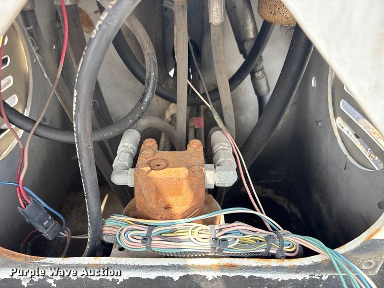 image for item EU0774 2012 International MA025 bucket truck
