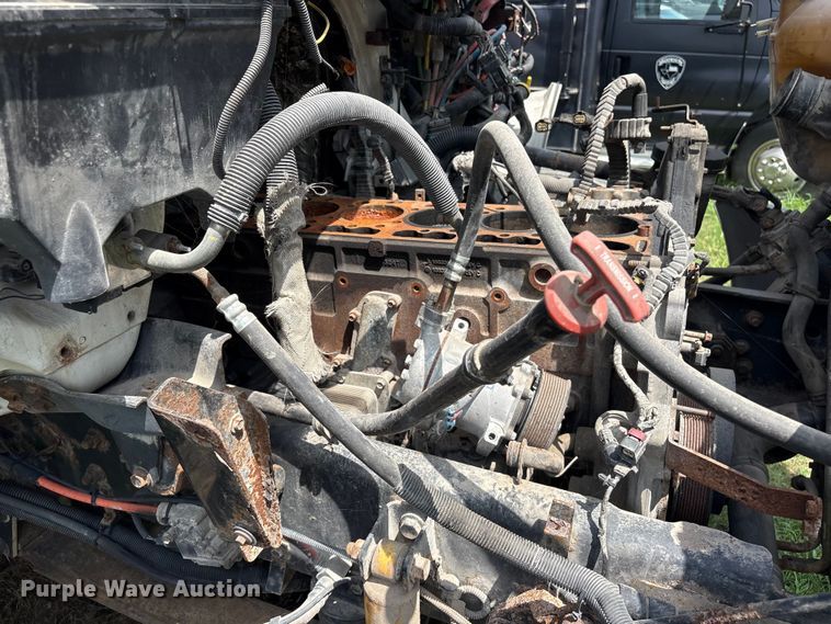 image for item EU0774 2012 International MA025 bucket truck