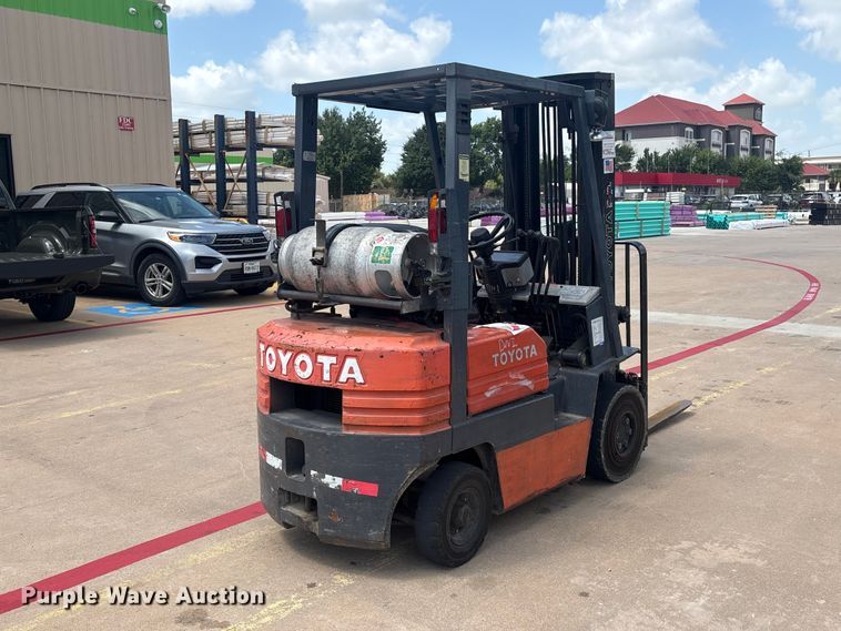 image for item EU0811 Toyota 42-5FG15 forklift