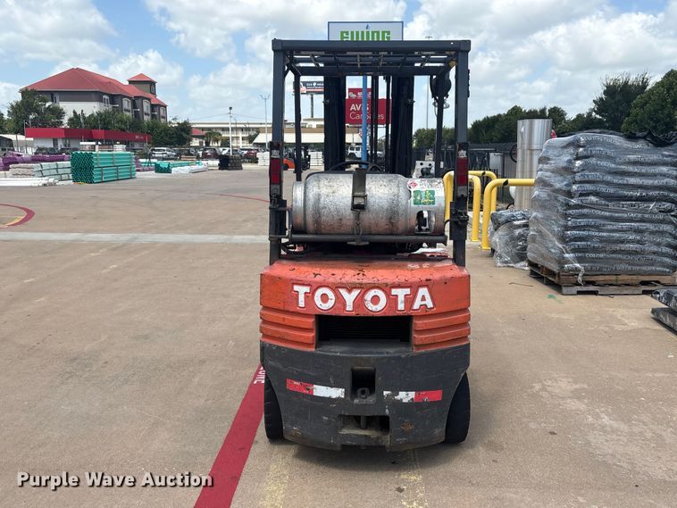image for item EU0811 Toyota 42-5FG15 forklift