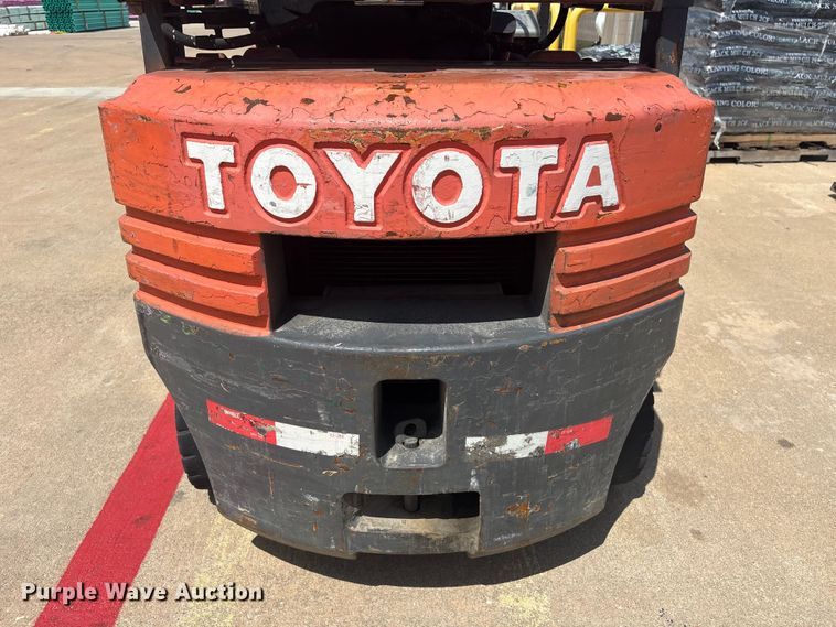 image for item EU0811 Toyota 42-5FG15 forklift