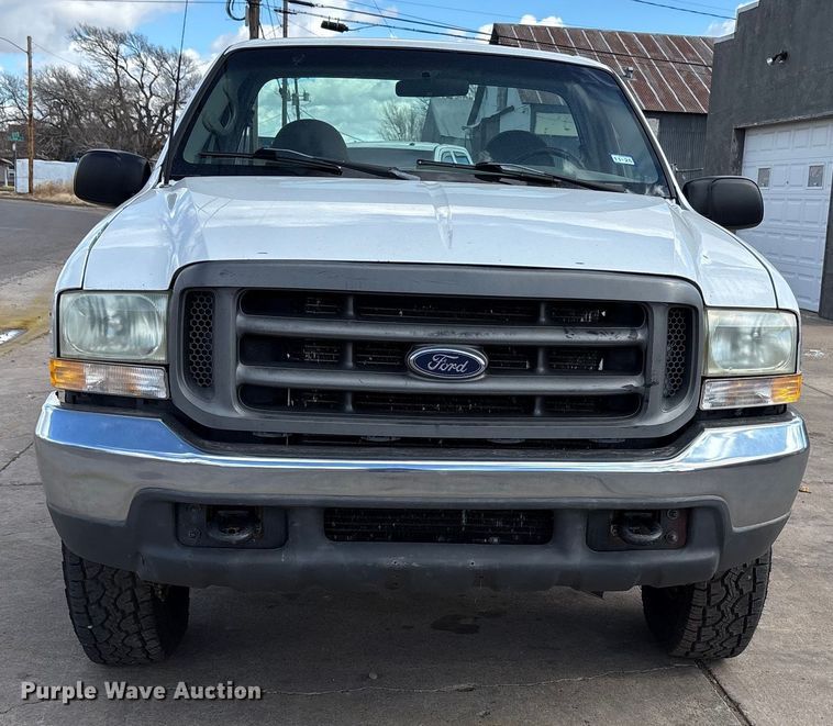 image for item EU4845 2002 Ford F250 Super Duty pickup truck