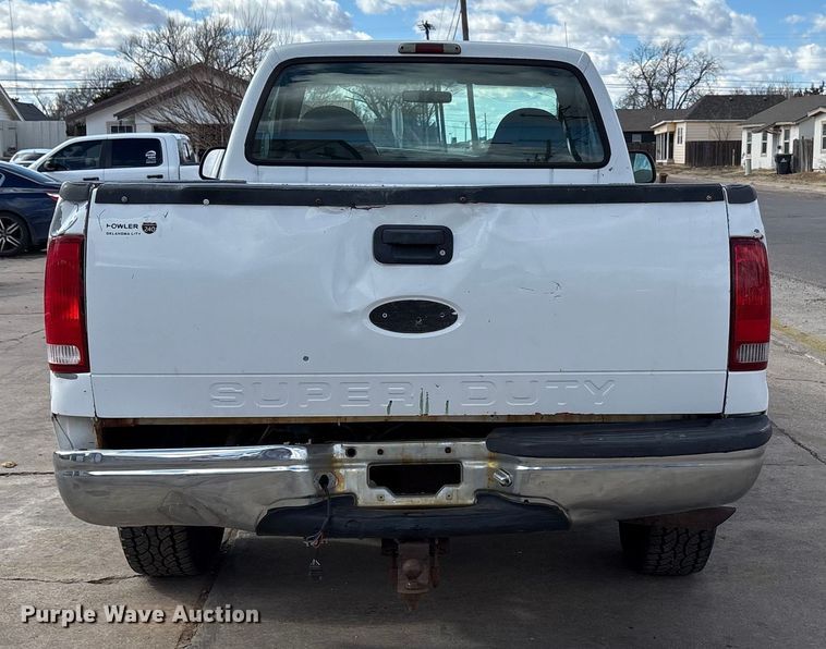 image for item EU4845 2002 Ford F250 Super Duty pickup truck