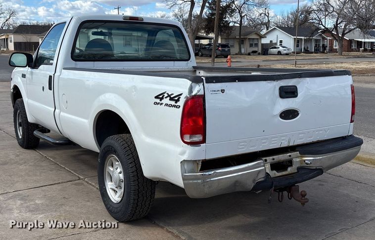image for item EU4845 2002 Ford F250 Super Duty pickup truck