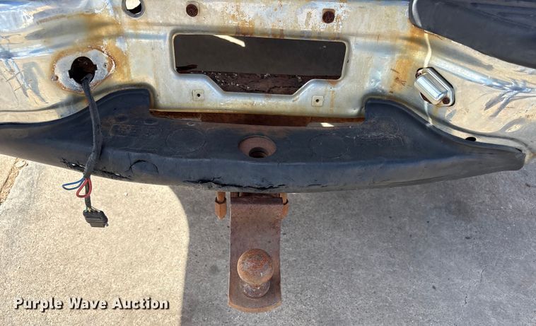 image for item EU4845 2002 Ford F250 Super Duty pickup truck