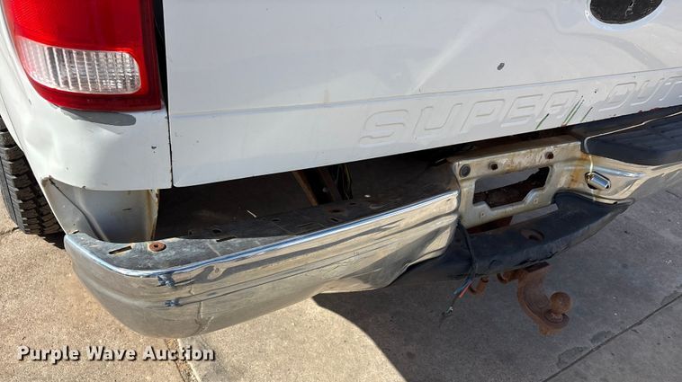 image for item EU4845 2002 Ford F250 Super Duty pickup truck