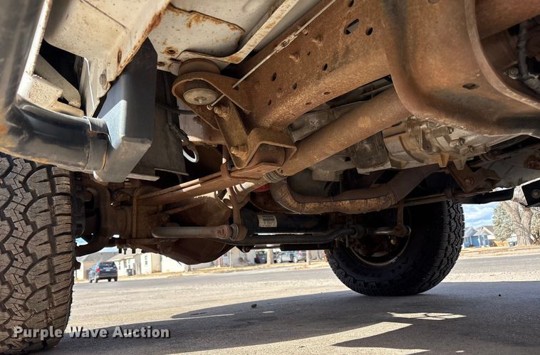 image for item EU4845 2002 Ford F250 Super Duty pickup truck