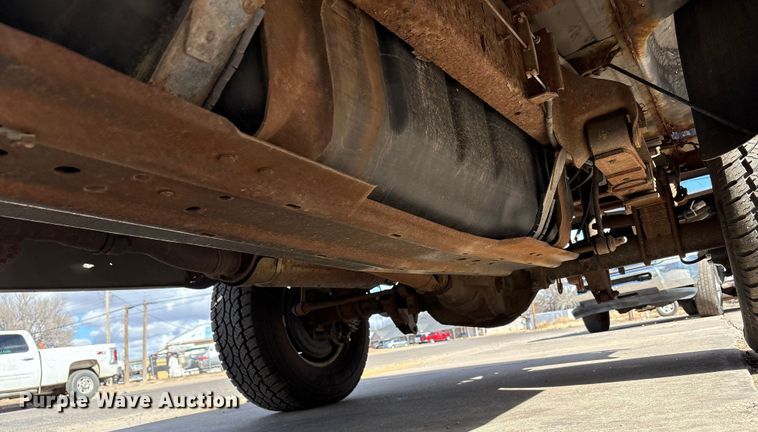 image for item EU4845 2002 Ford F250 Super Duty pickup truck