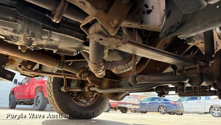 image for item EU4845 2002 Ford F250 Super Duty pickup truck