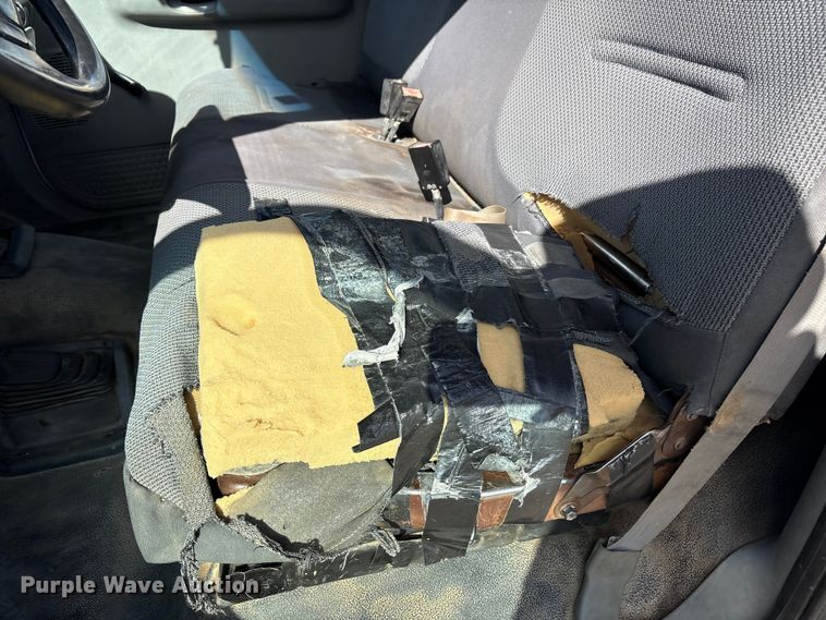 image for item EU4845 2002 Ford F250 Super Duty pickup truck