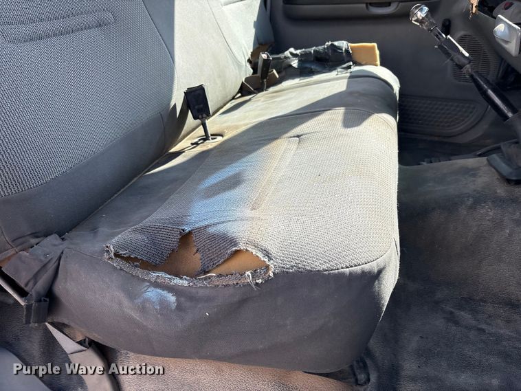 image for item EU4845 2002 Ford F250 Super Duty pickup truck