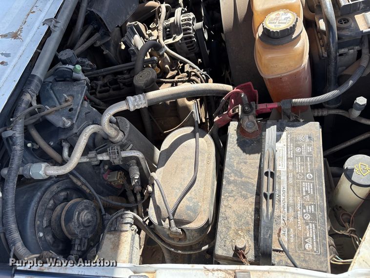 image for item EU4845 2002 Ford F250 Super Duty pickup truck