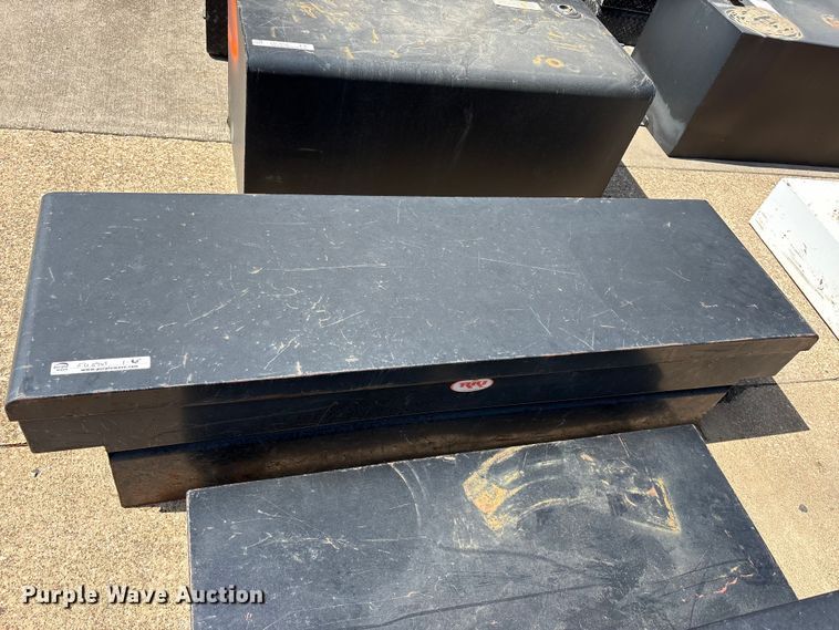 image for item EU5767 (6) fuel tanks