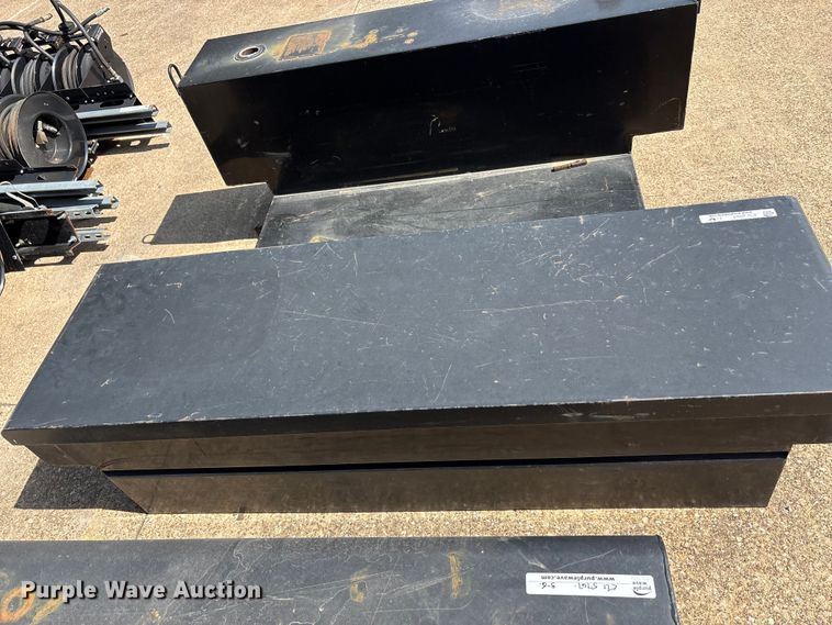 image for item EU5767 (6) fuel tanks