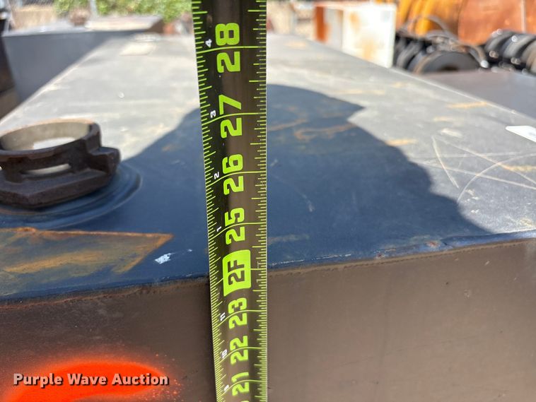 image for item EU5767 (6) fuel tanks