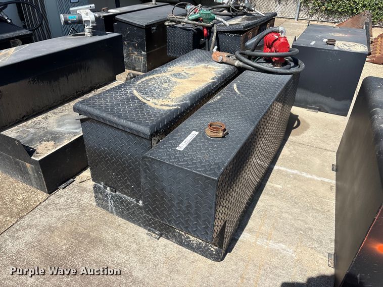 image for item EU5767 (6) fuel tanks