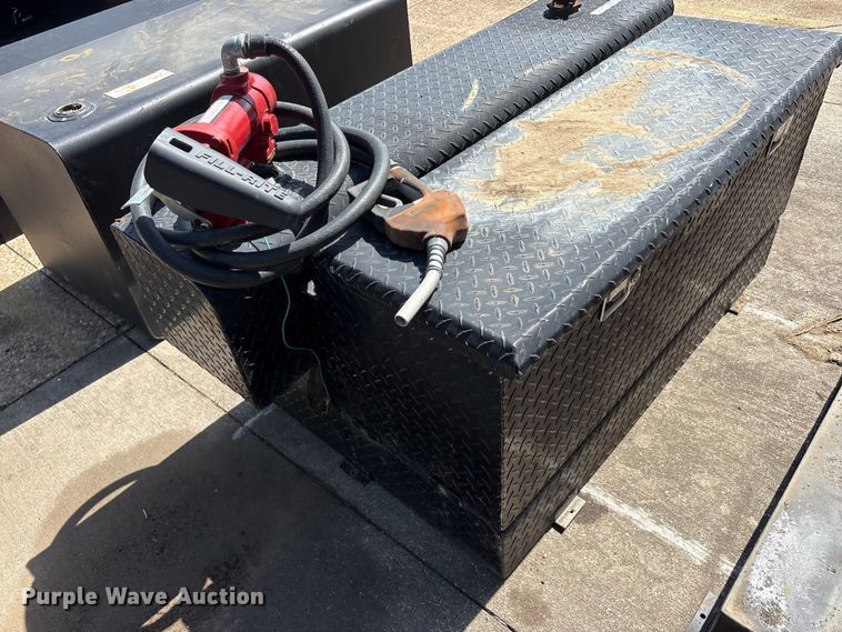 image for item EU5767 (6) fuel tanks