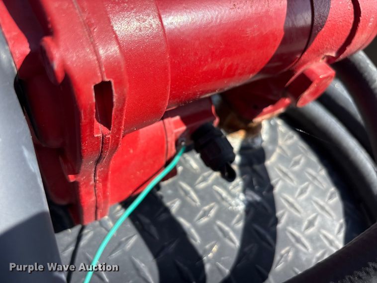 image for item EU5767 (6) fuel tanks