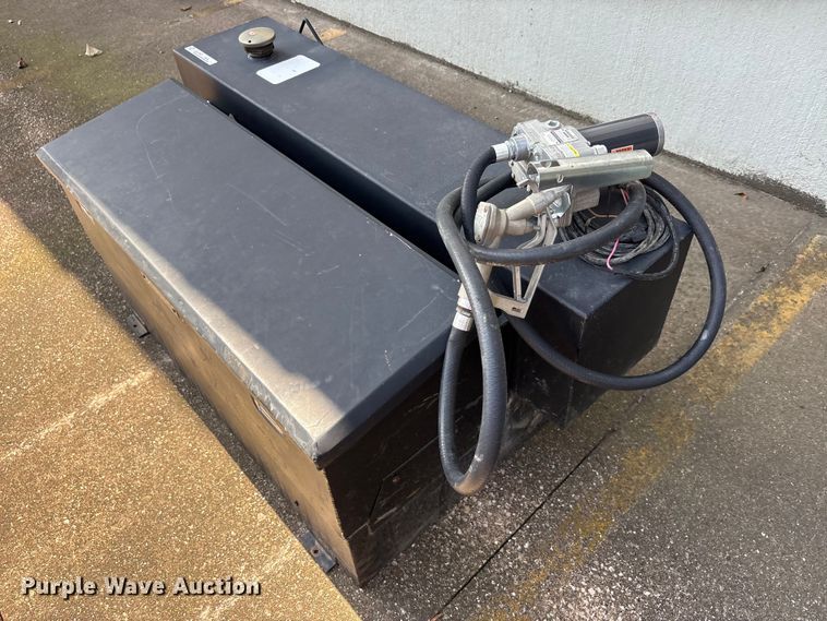 image for item EU5767 (6) fuel tanks