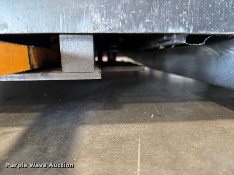 image for item EU5889 2019 Crown SP3520-30 order picker