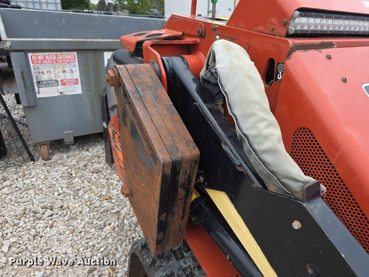 image for item EV2437 2018 Ditch Witch SK1550 compact utility loader