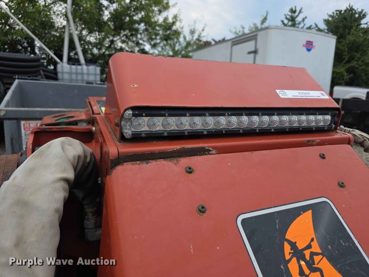 image for item EV2437 2018 Ditch Witch SK1550 compact utility loader