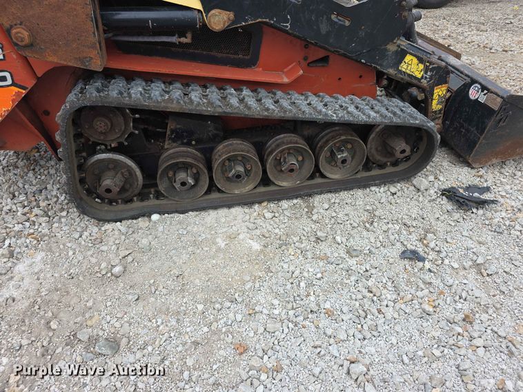 image for item EV2437 2018 Ditch Witch SK1550 compact utility loader