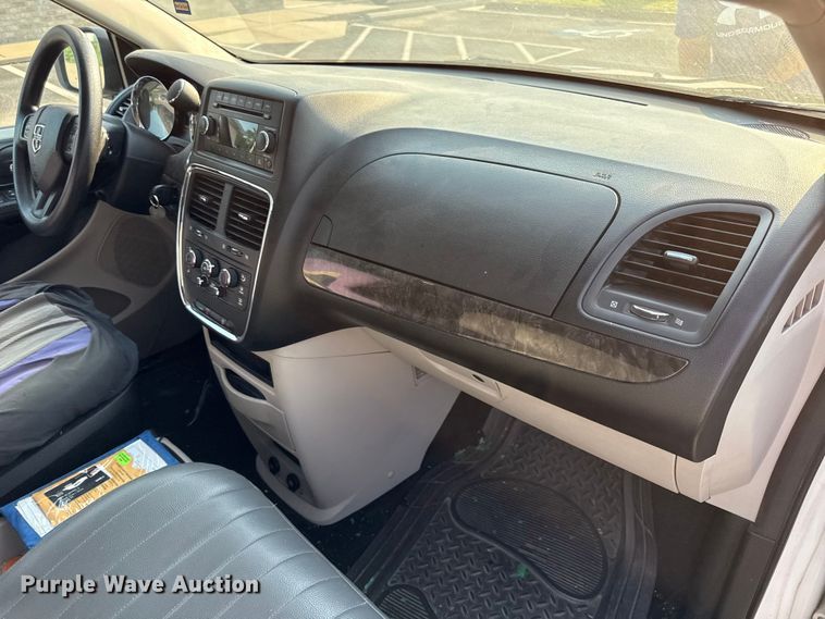 image for item EV6078 2011 Dodge Grand Caravan van