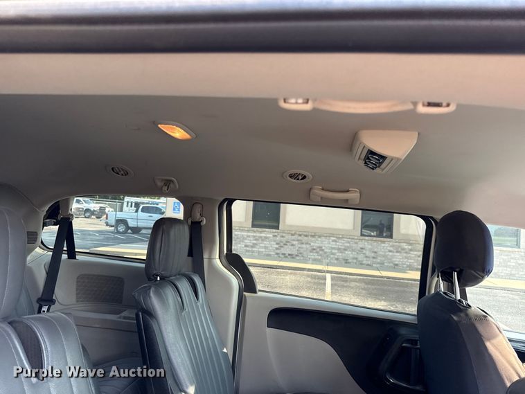 image for item EV6078 2011 Dodge Grand Caravan van