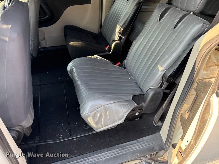 image for item EV6078 2011 Dodge Grand Caravan van