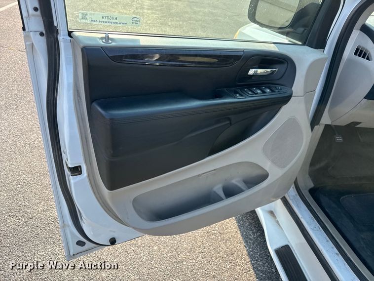 image for item EV6079 2015 Dodge Grand Caravan handicap accessible van
