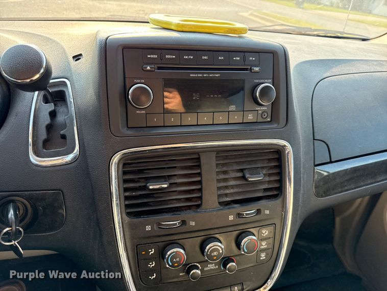 image for item EV6079 2015 Dodge Grand Caravan handicap accessible van