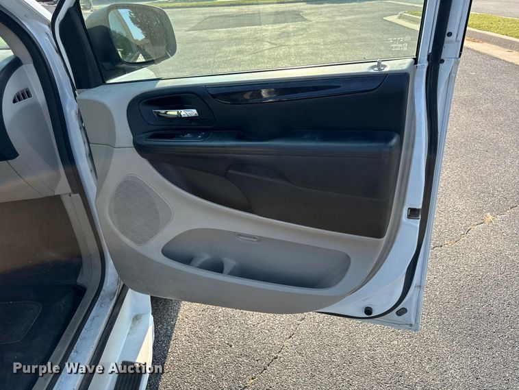 image for item EV6079 2015 Dodge Grand Caravan handicap accessible van