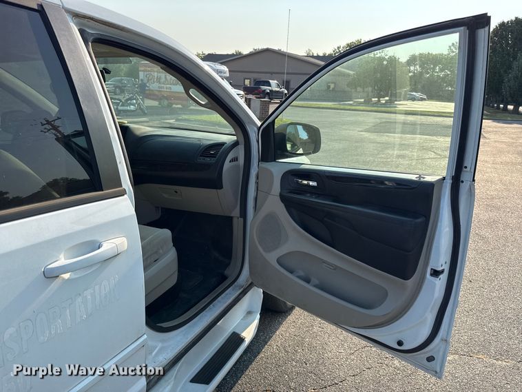 image for item EV6079 2015 Dodge Grand Caravan handicap accessible van