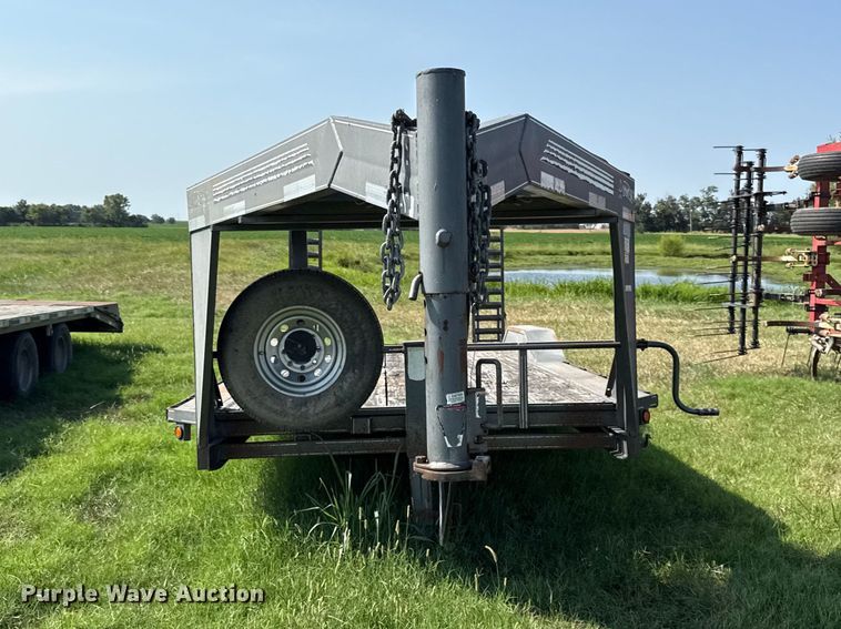 image for item EV6109 2007 Titan equipment trailer