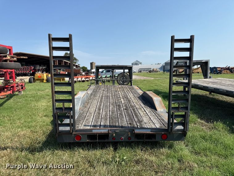 image for item EV6109 2007 Titan equipment trailer
