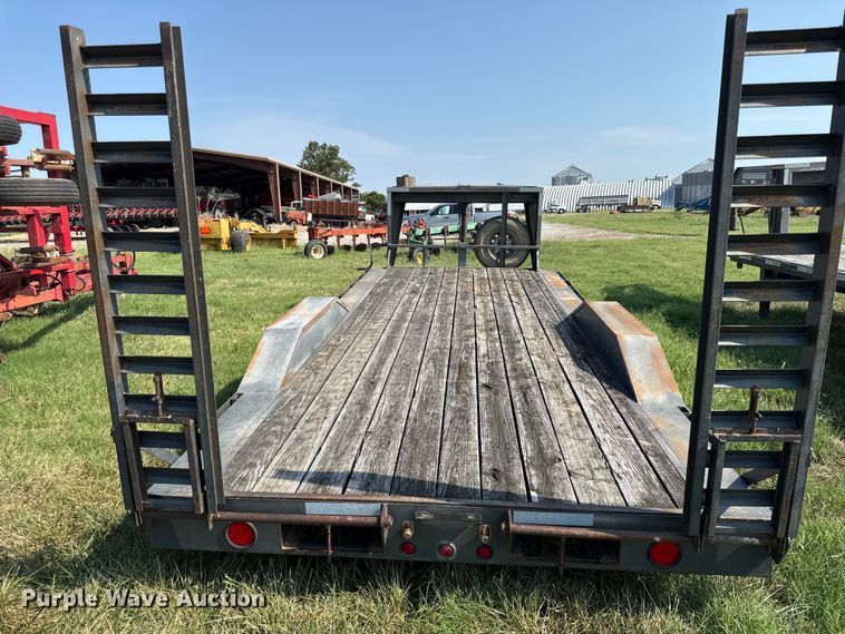 image for item EV6109 2007 Titan equipment trailer
