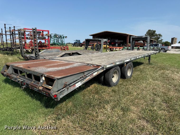 image for item EV6110 2005 Titan equipment trailer