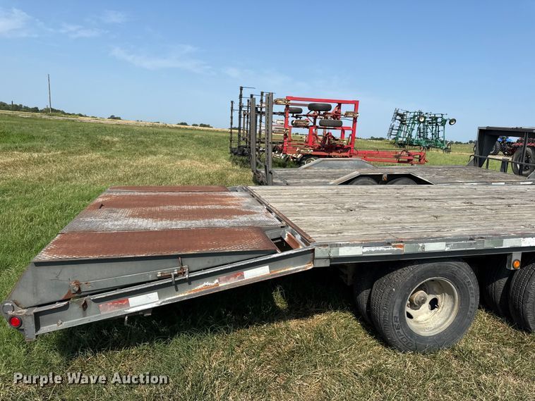 image for item EV6110 2005 Titan equipment trailer