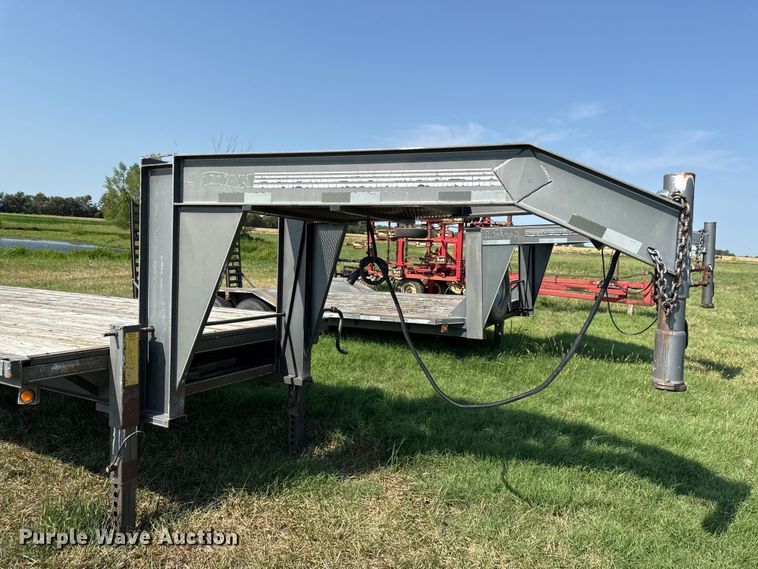image for item EV6110 2005 Titan equipment trailer