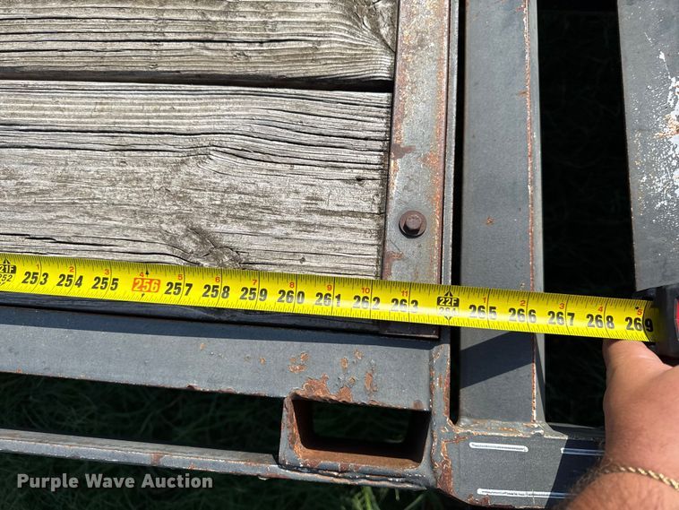 image for item EV6110 2005 Titan equipment trailer