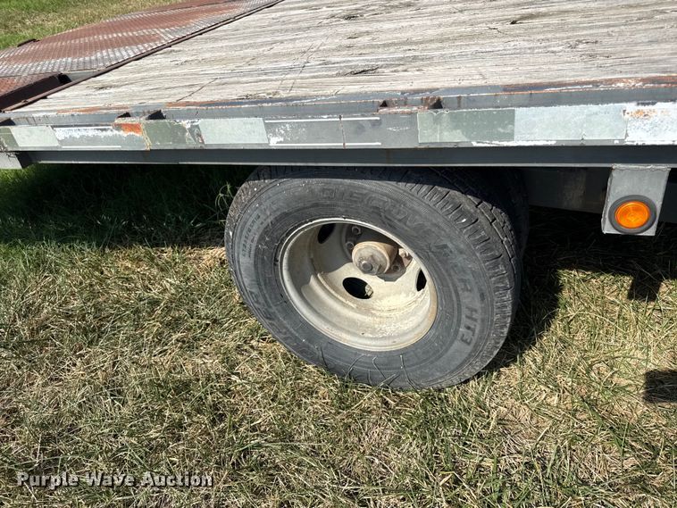 image for item EV6110 2005 Titan equipment trailer
