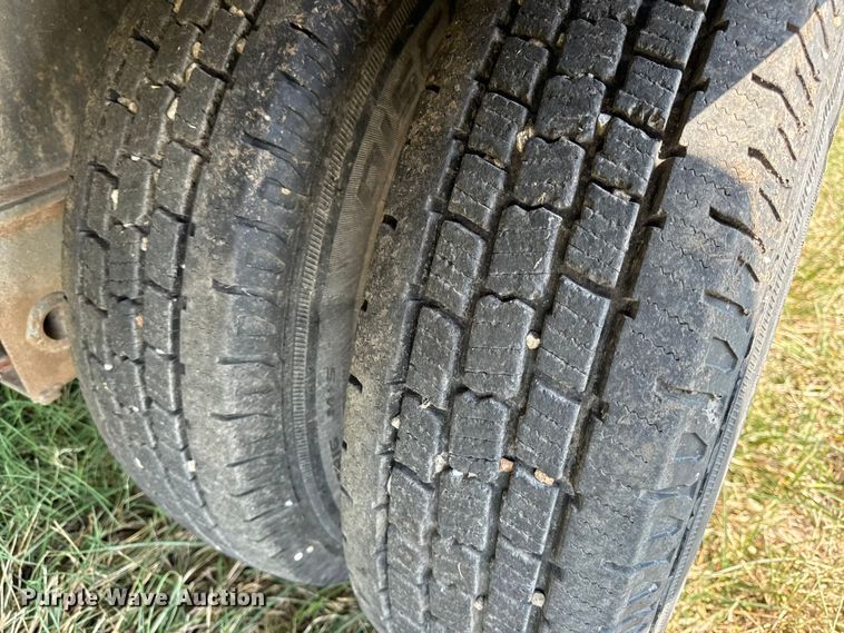 image for item EV6110 2005 Titan equipment trailer