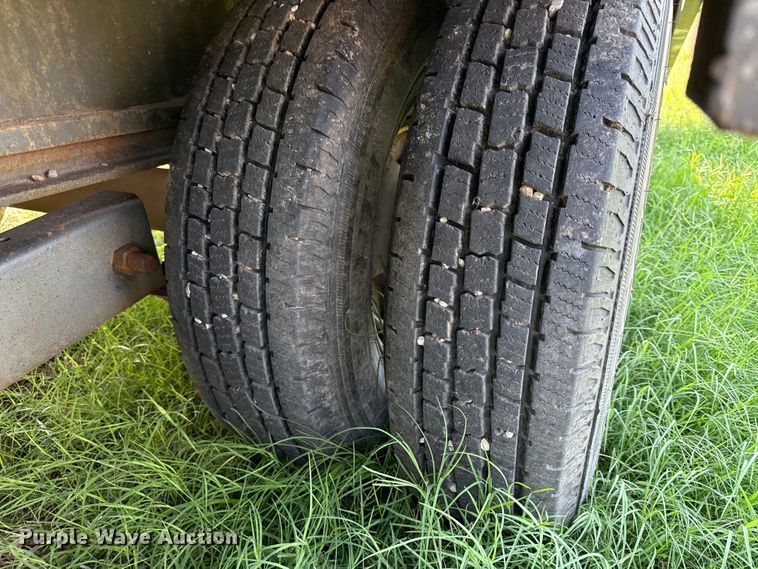 image for item EV6110 2005 Titan equipment trailer