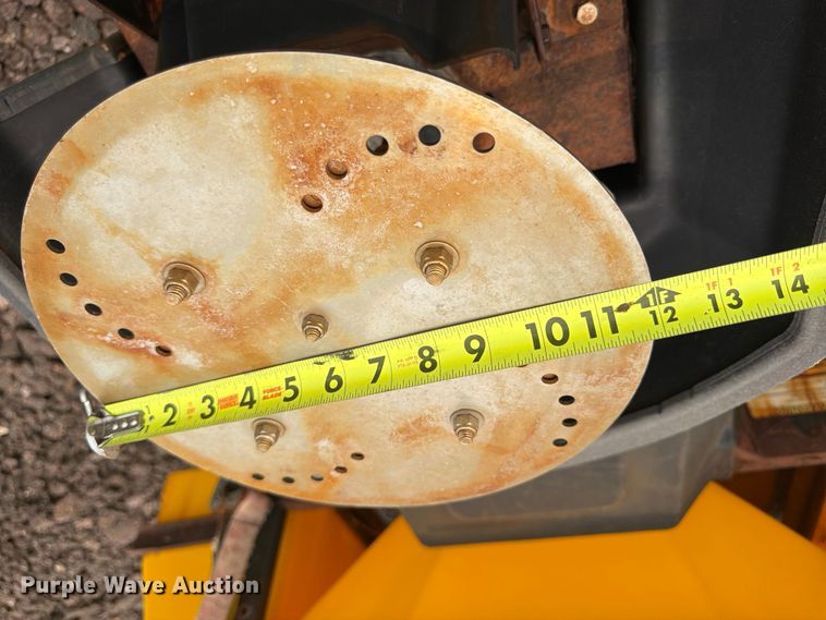 image for item EW2157 SnowEx spreader