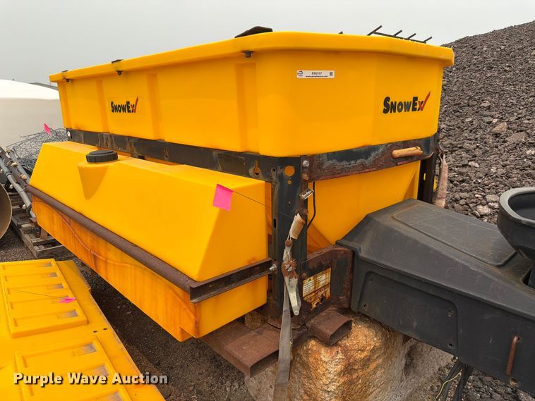 image for item EW2157 SnowEx spreader