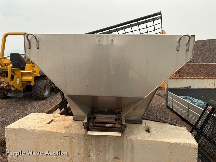 image for item EW2160 SaltDogg spreader