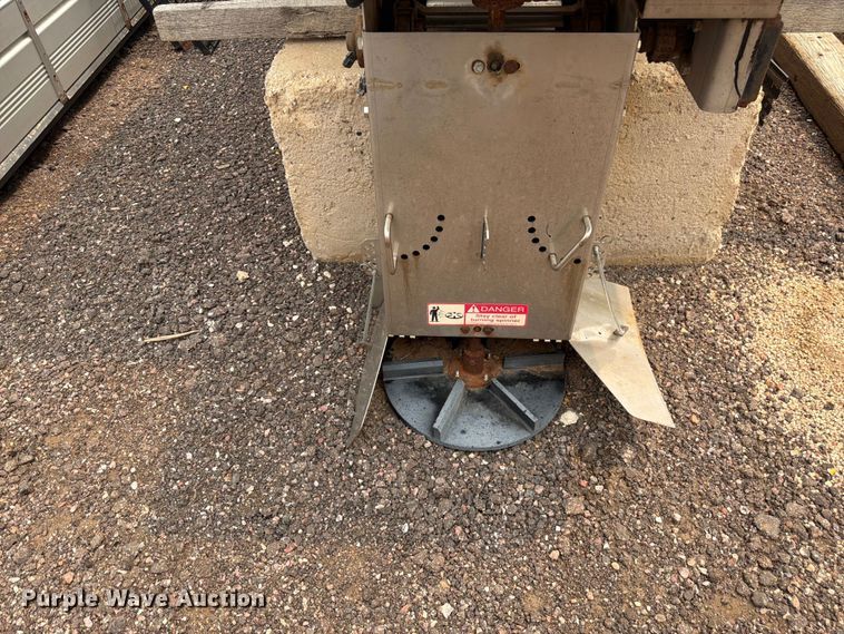 image for item EW2160 SaltDogg spreader