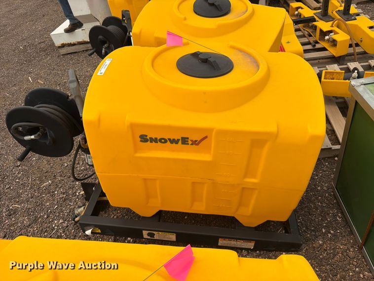 image for item EW2161 SnowEx VSS-1000 sprayer