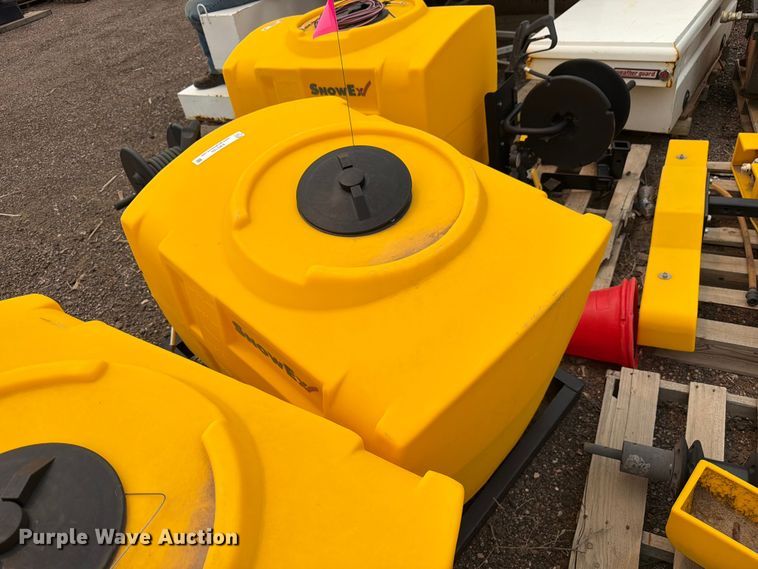 image for item EW2165 SnowEx VSS-1000 sprayer